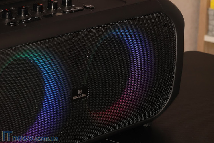 REAL-EL_X-795_portable_acoustics